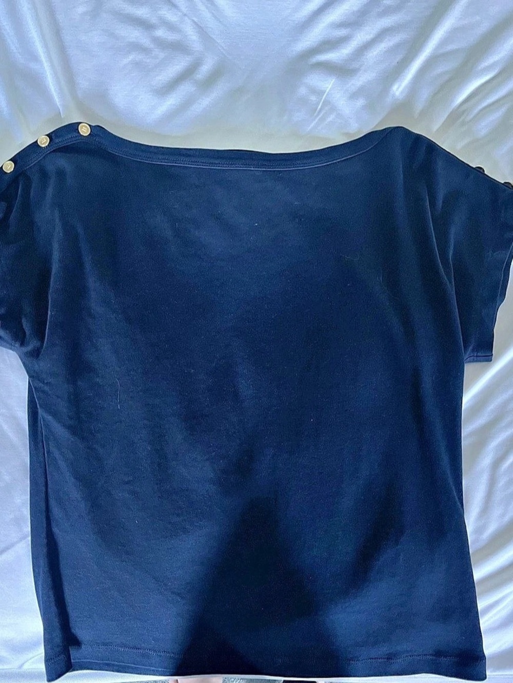 Tommy HilfigerWomen’s Cap Sleeve Boat Neck T Shirt. LIKE NEW Worn ONCE